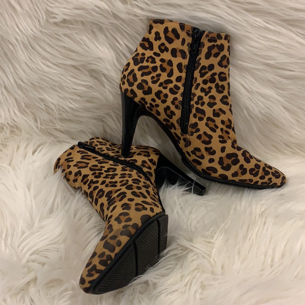 Leopard ankle booties - Picture 2 of 8